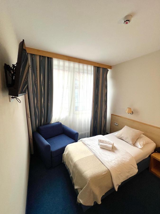 Hotel Jeruzalem Лютомер Экстерьер фото