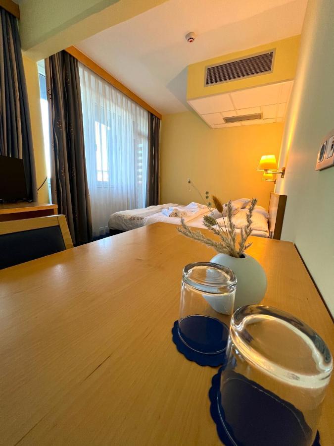 Hotel Jeruzalem Лютомер Экстерьер фото