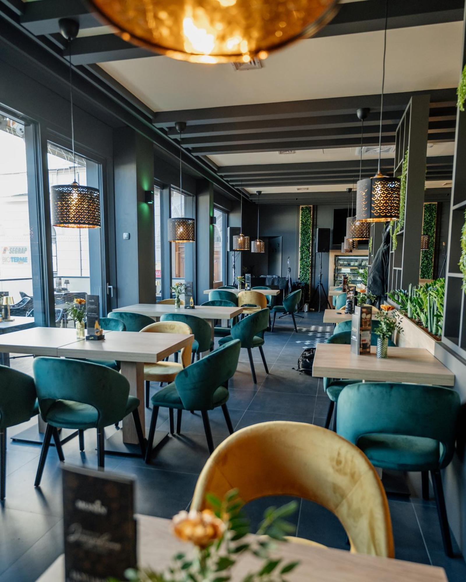Hotel Jeruzalem Лютомер Экстерьер фото